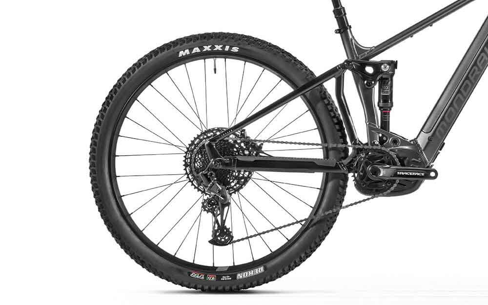 Mondraker-Chaser-29-2022-Bike-Black-Rear