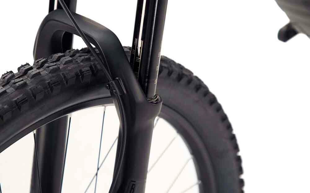 Niner-WFO-E9-Bike-Tyre