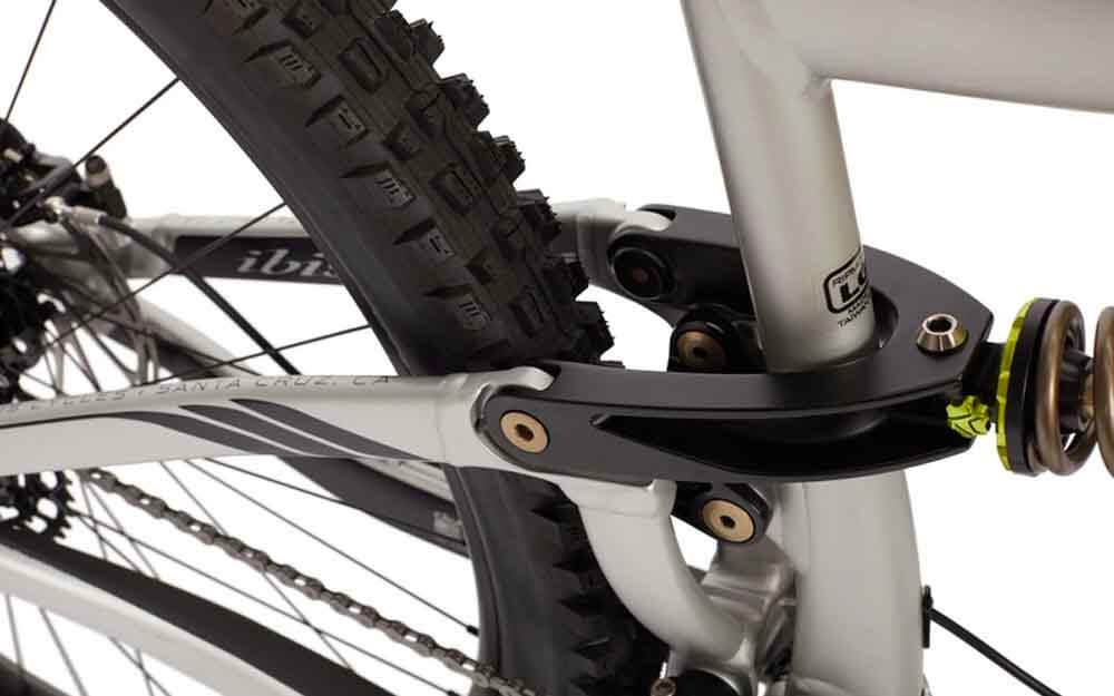 Ibis-Ripmo-AF-Bike-Metal-Tyre